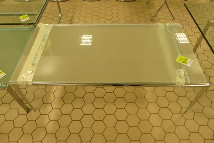 Beistelltisch Maße in cm ca. 120 x 60 x 42